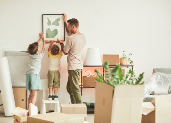 Family hanging portrait